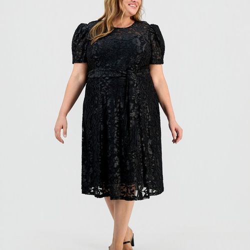 macys black formal dresses Long Prom while the flirty silhouette moves into lavish resort dining without skipping a beat. R & M Richards Women's
